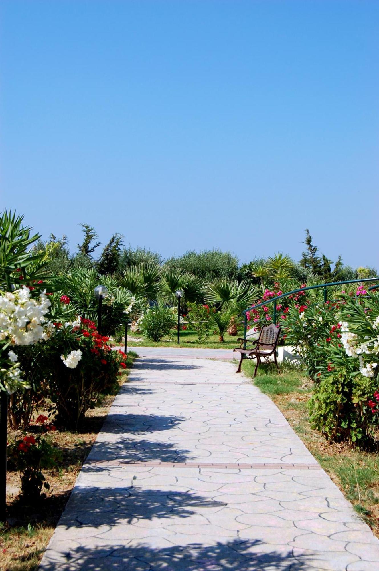 Evripides Village Kardamena  Екстериор снимка