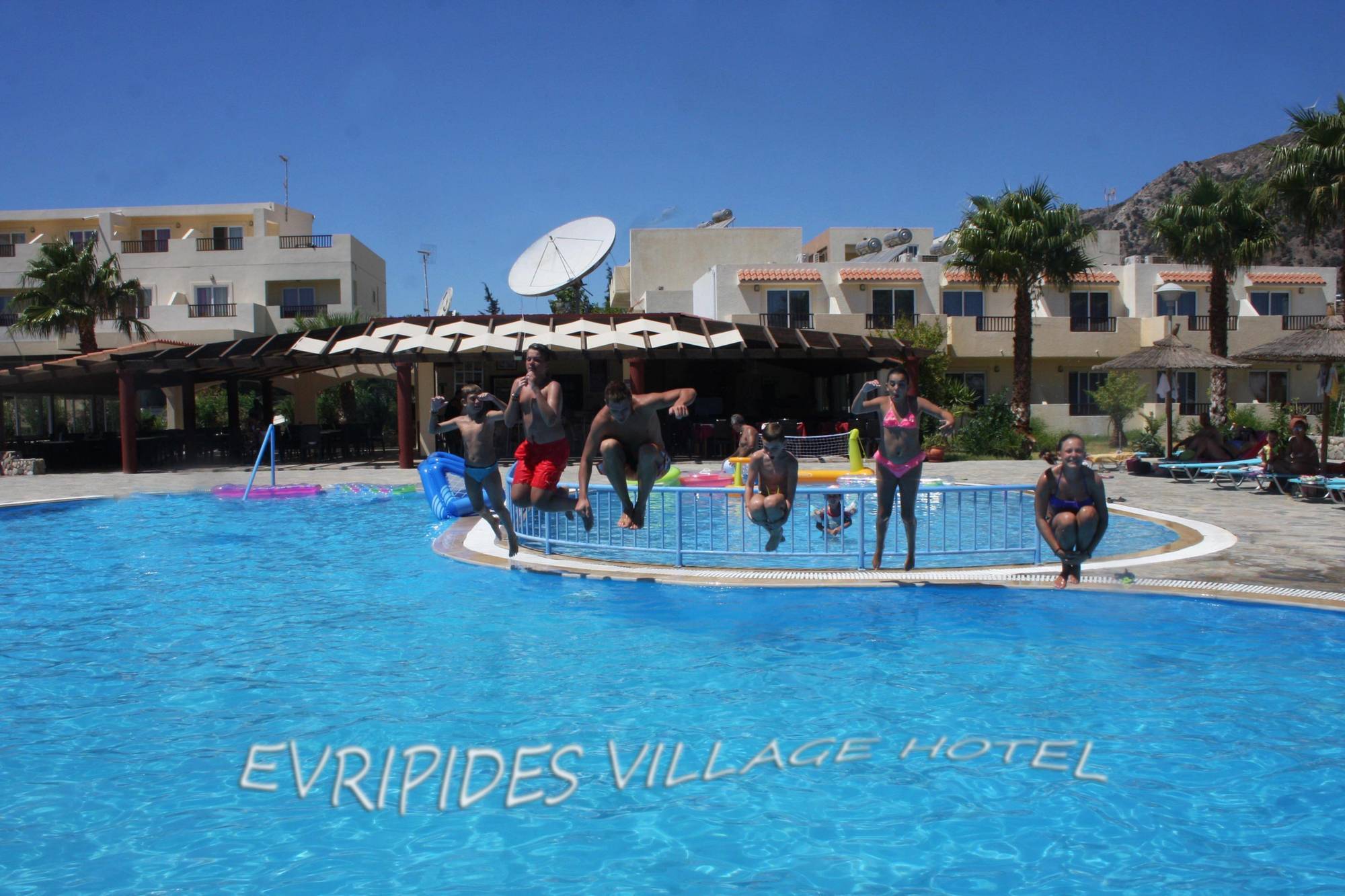 Evripides Village Kardamena  Екстериор снимка